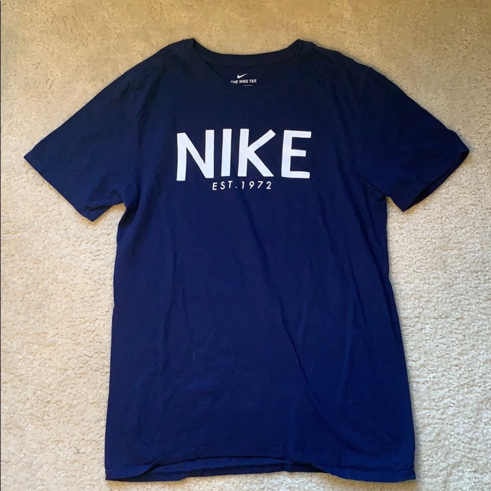 Men’s Nike short sleeve t-shirt